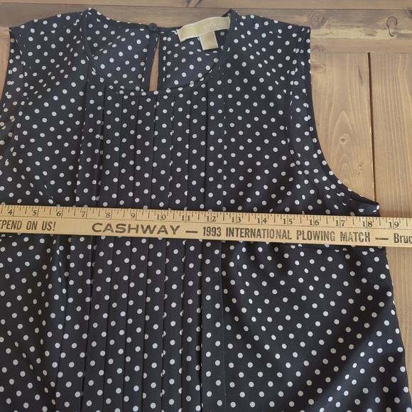 Michael Kors Black White Polka Dot Sleeveless Blouse - Picture 8 of 12